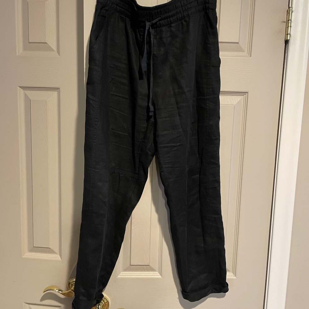 Wilfred from Aritzia jogger